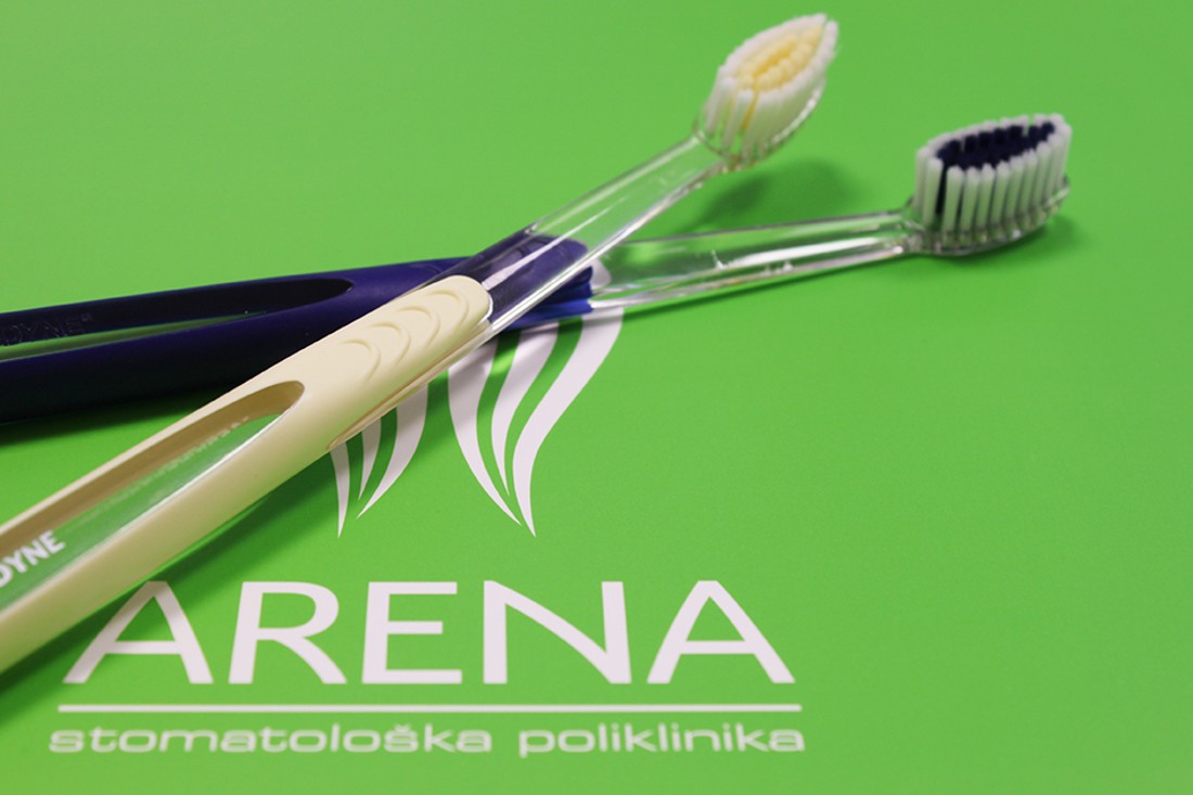 Arena cetkice za zube.