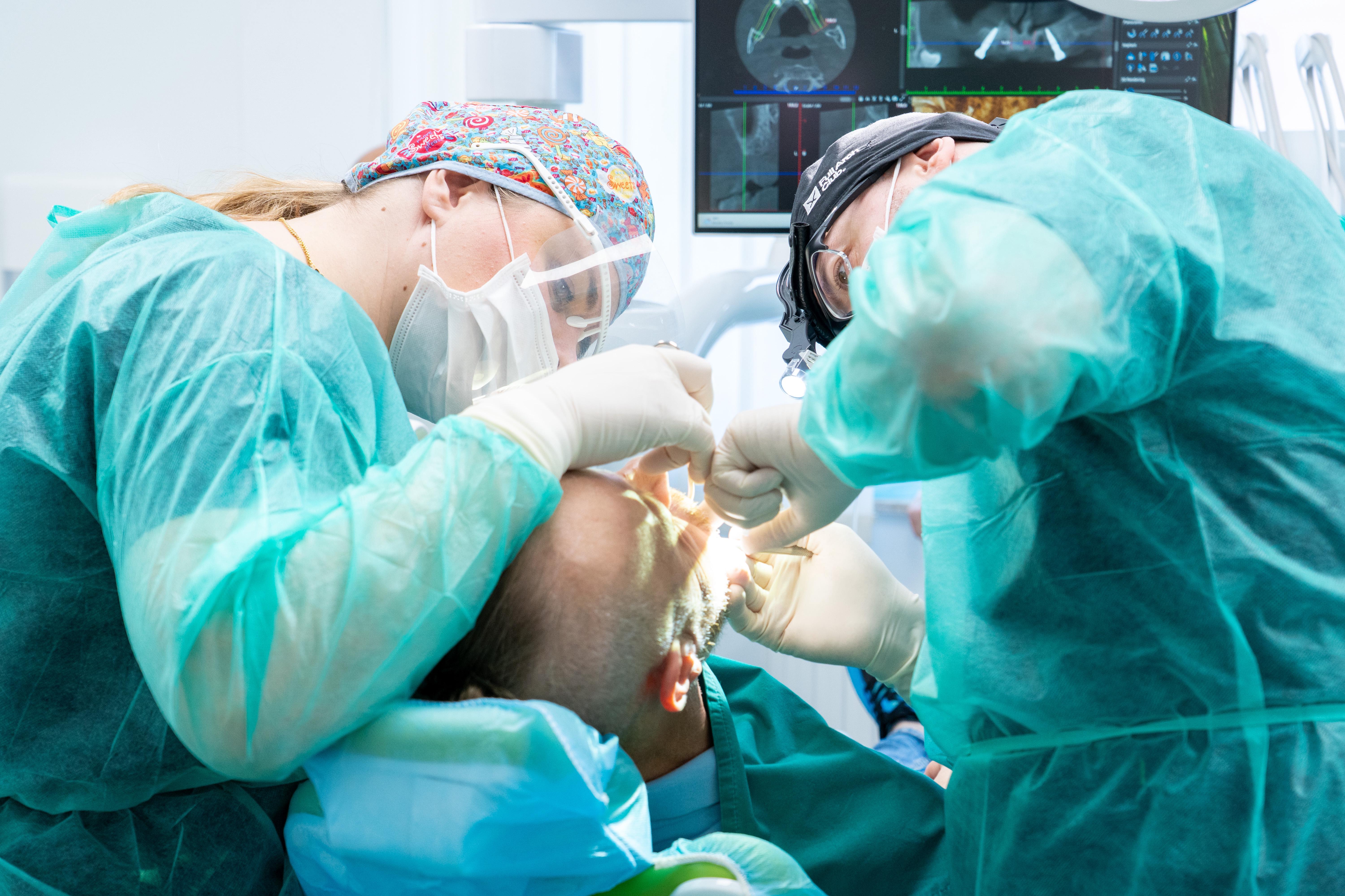 Arena - svjesna sedacija + kirurgija-6