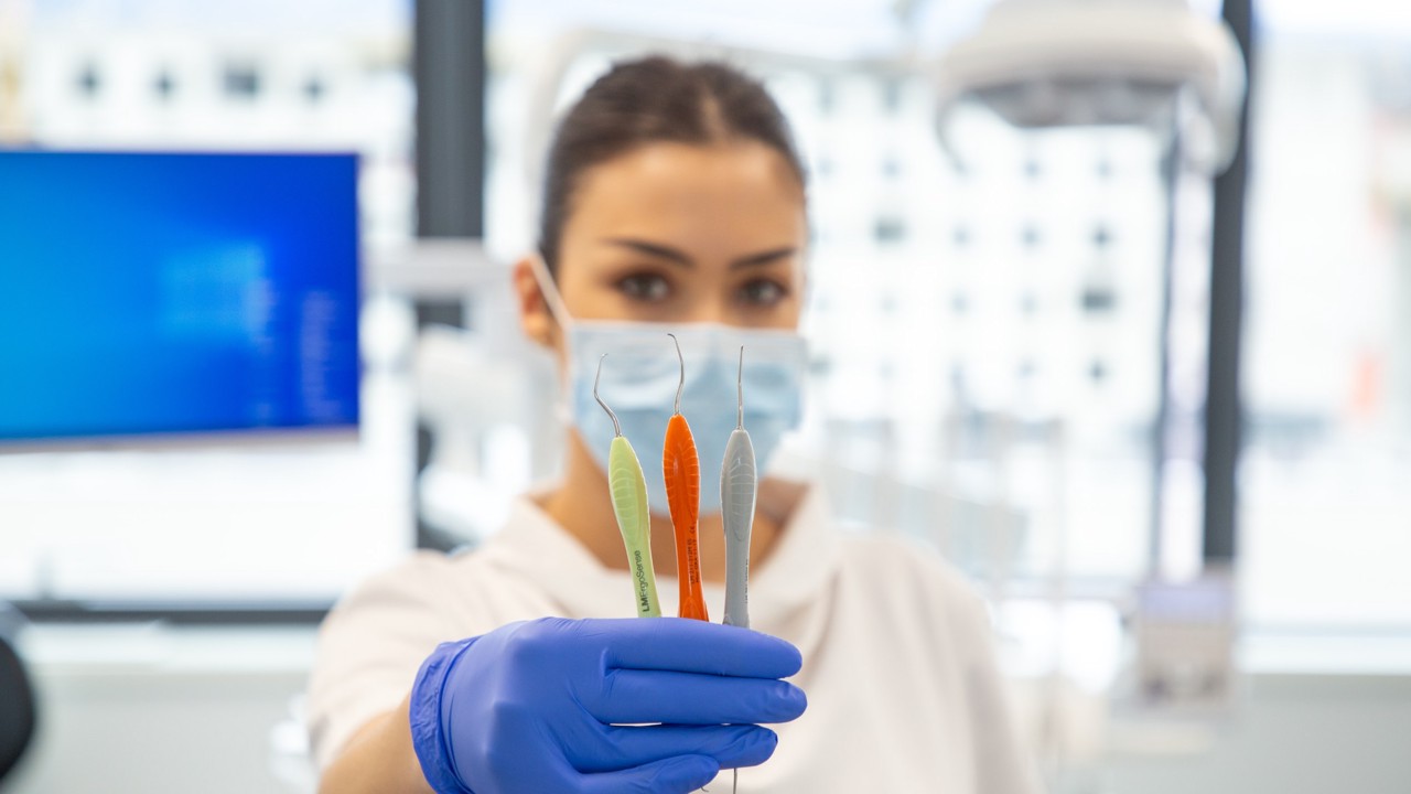 Parodontologija_full_width