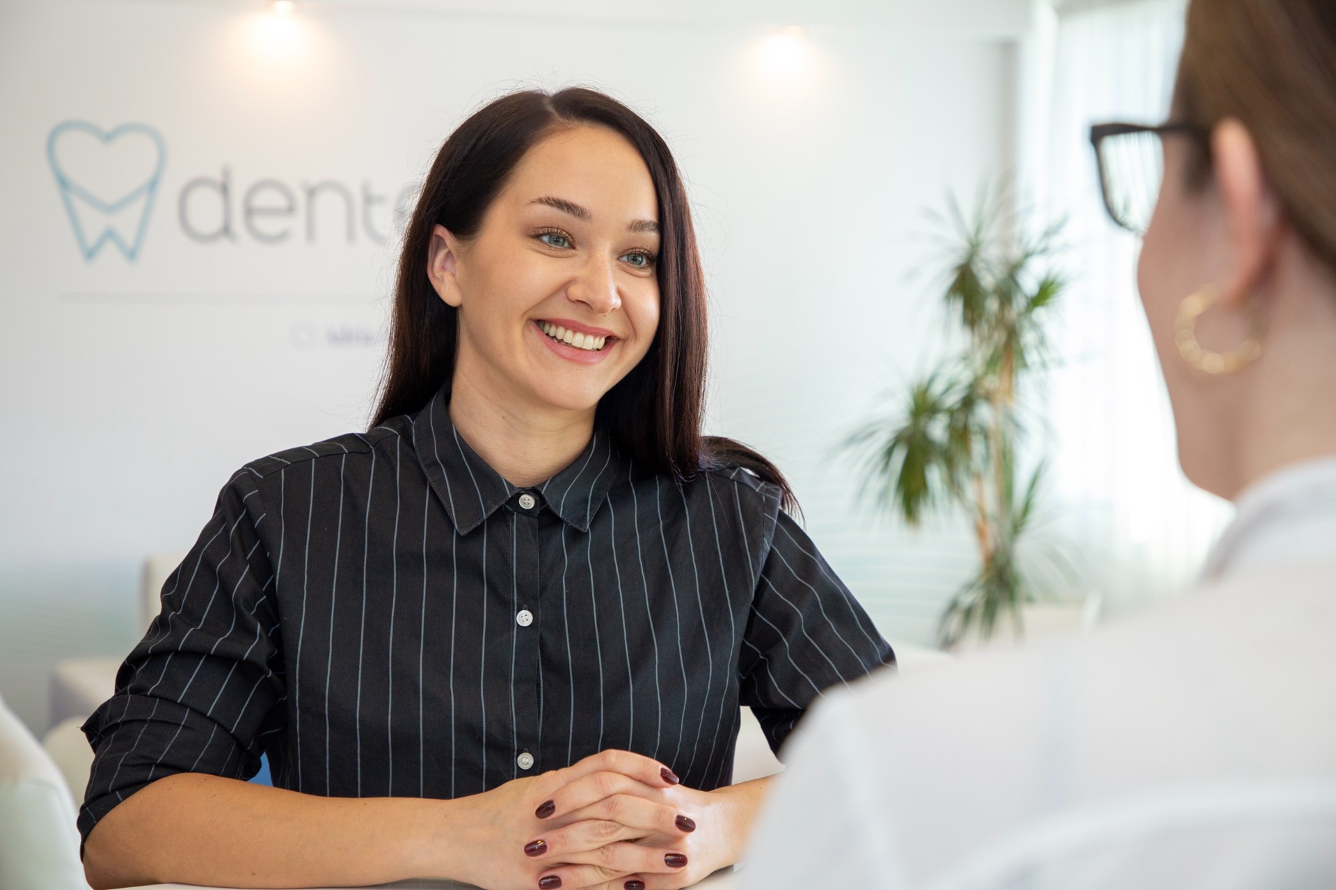 Dentalni turizam - Naslovna