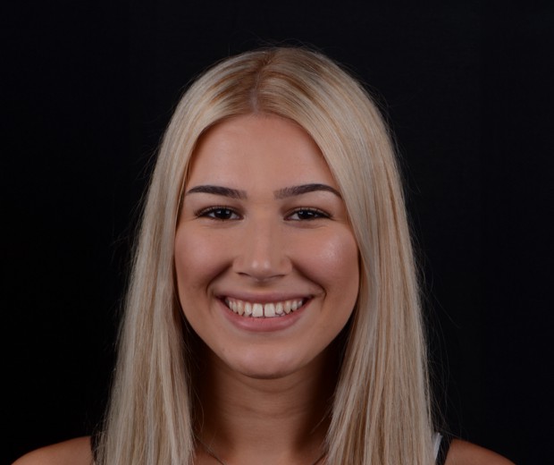 makeover_2_andrea_full_before