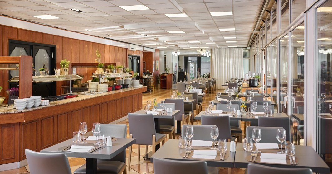 Dining area and buffet of Bellaria restaurant at Aminess Maradiso Hotel