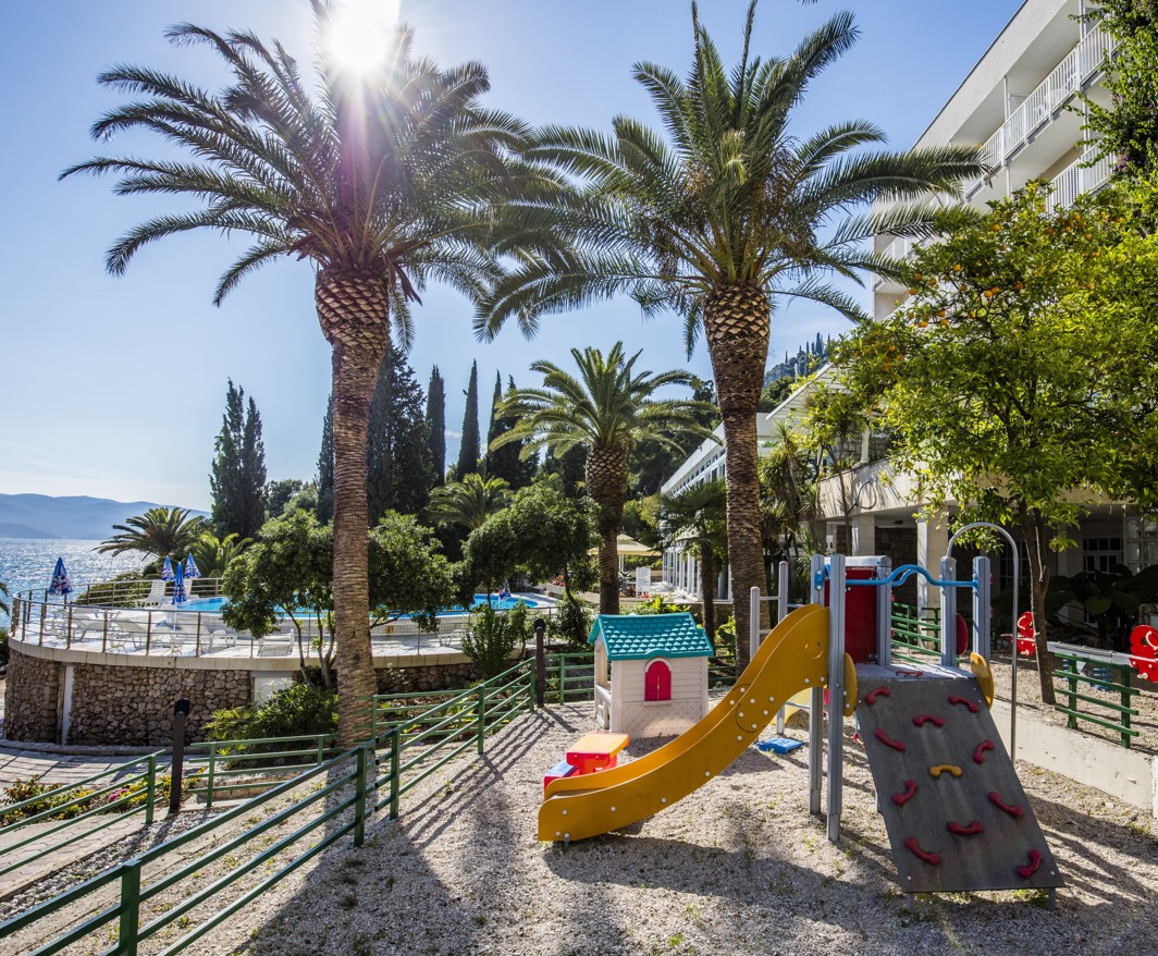 Spielplatz für Kinder im Maradiso Orsan by Aminess Hotel.