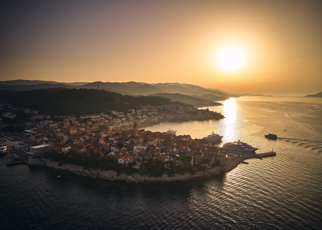 aminess-younique-heritage-hotel-korcula-AWGN-panoramic-view-old-town