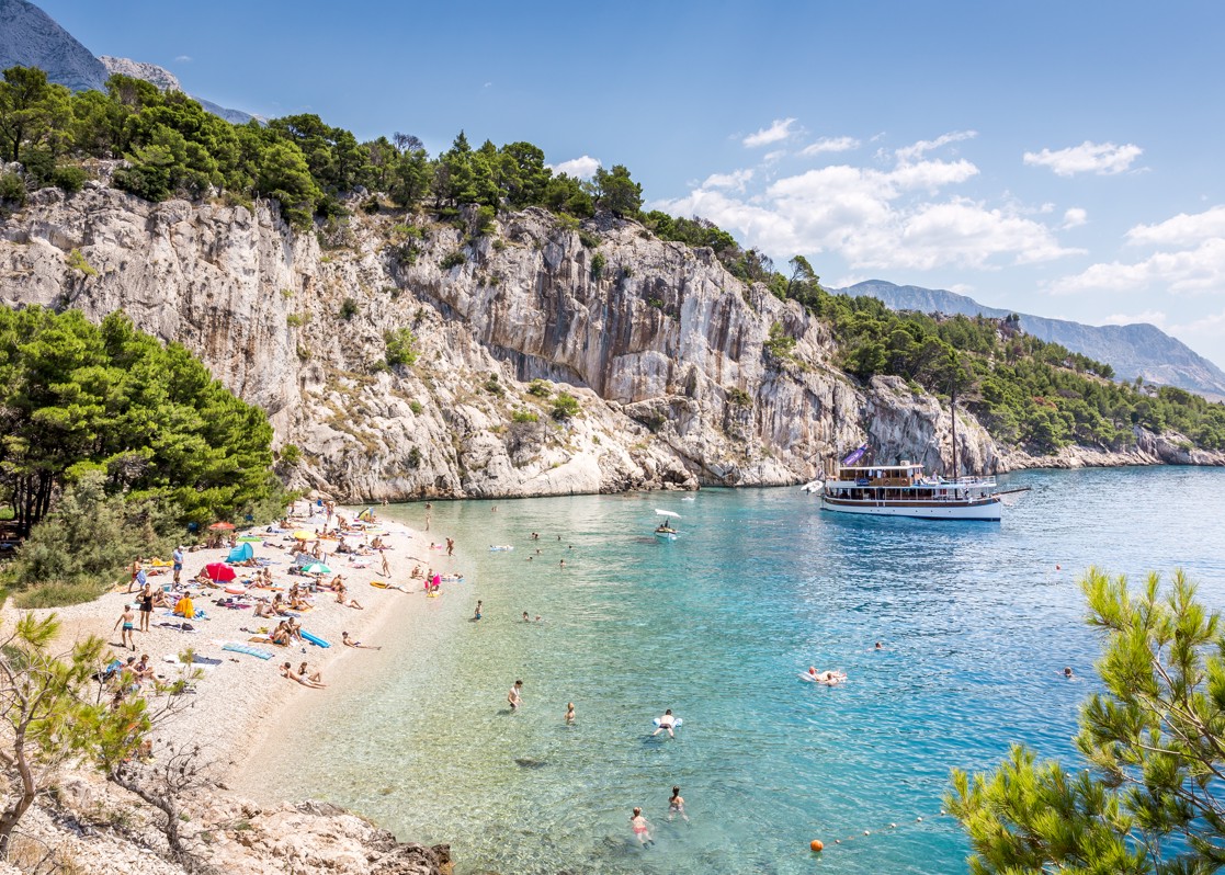 aminess-blog-romantic-places-for-proposal-in-croatia-nugal-beach