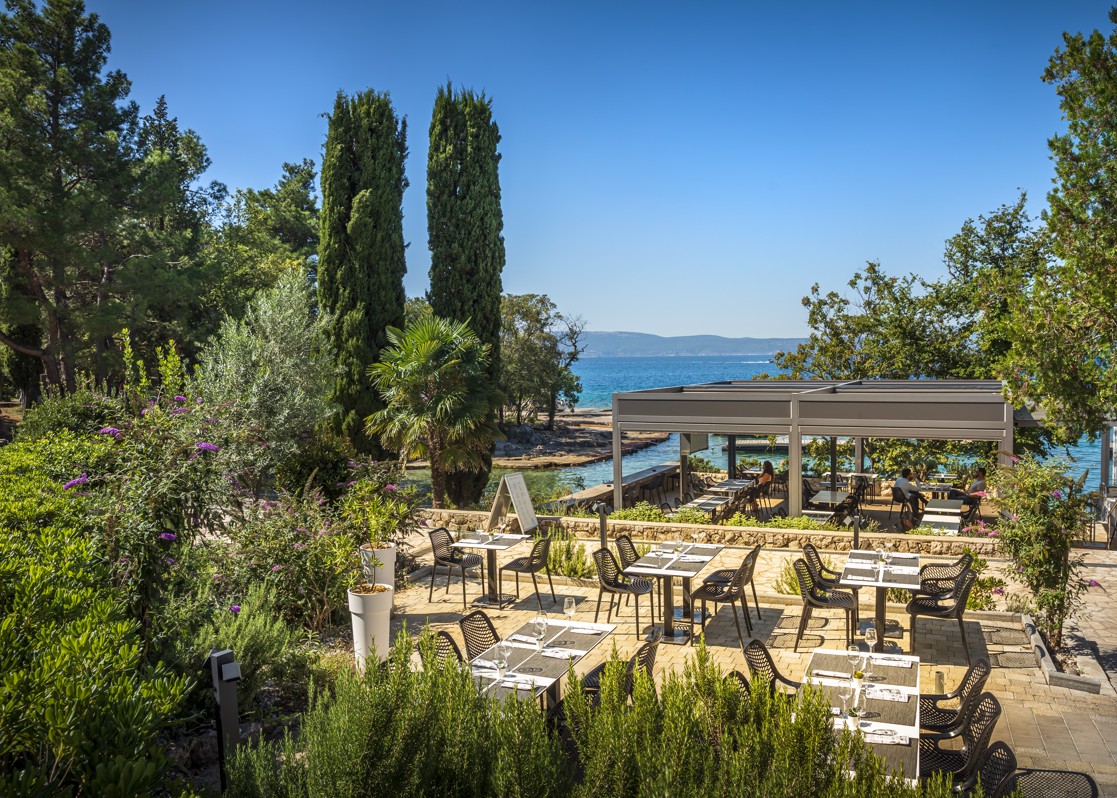 aminess-blog-where-to-stay-krk-island-magal-restaurant