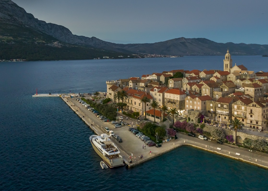 aminess-blog-new-year-dalmatia-istria-heritage-korcula