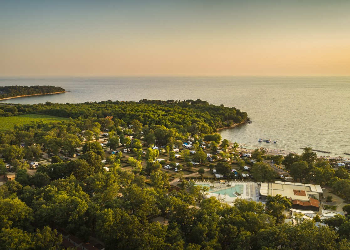 aminess-planet-camping-maravea-resort-sky-view