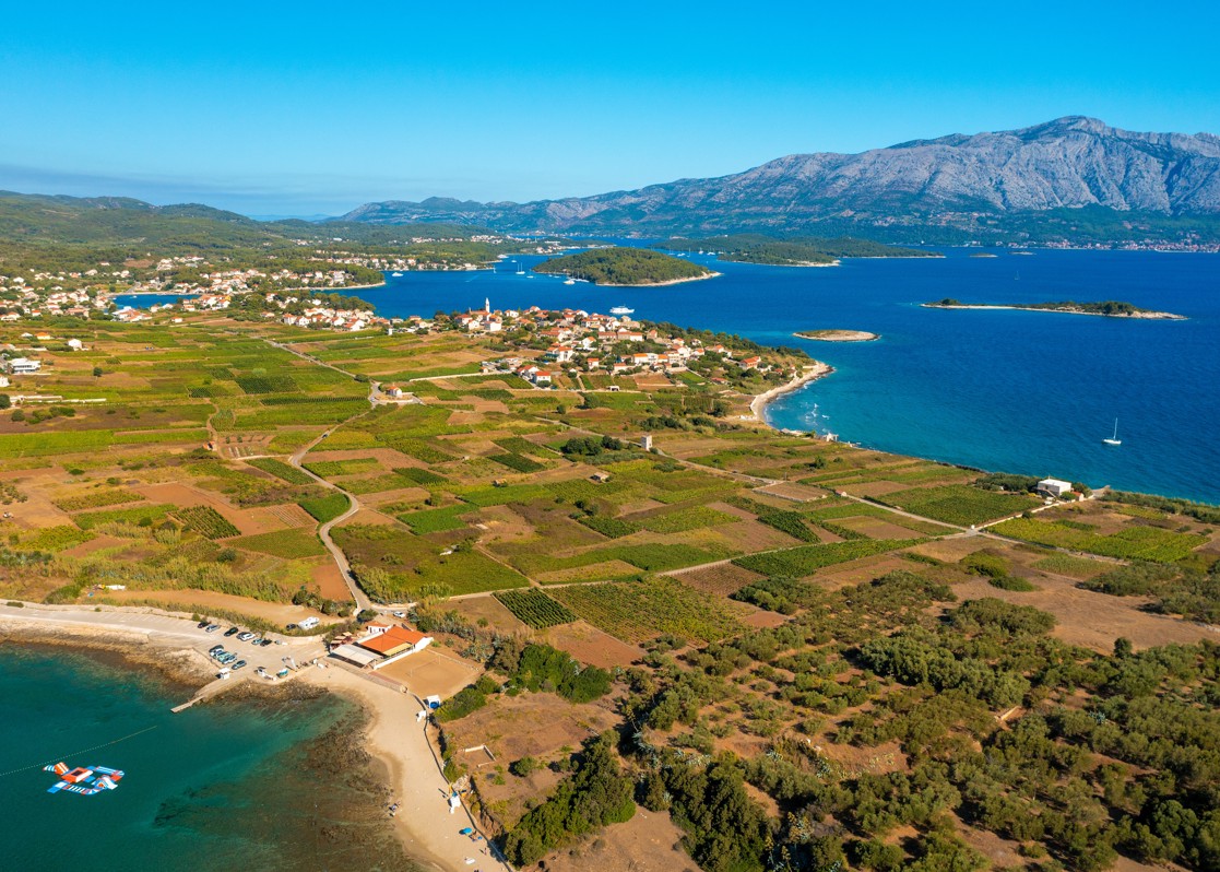 aminess-destination-korcula-island-beach-lumbarda