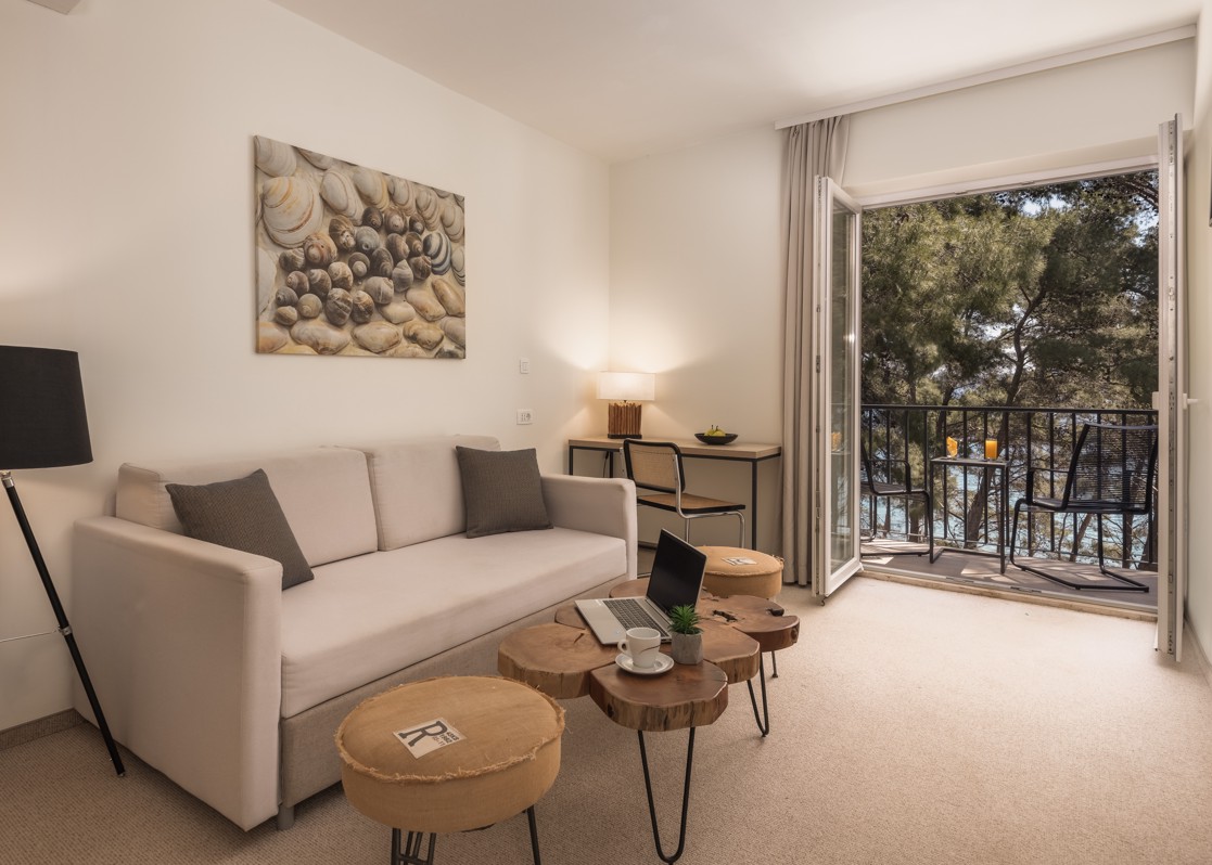 blog-aminess-younique-senses-resort-hvar-suite-room