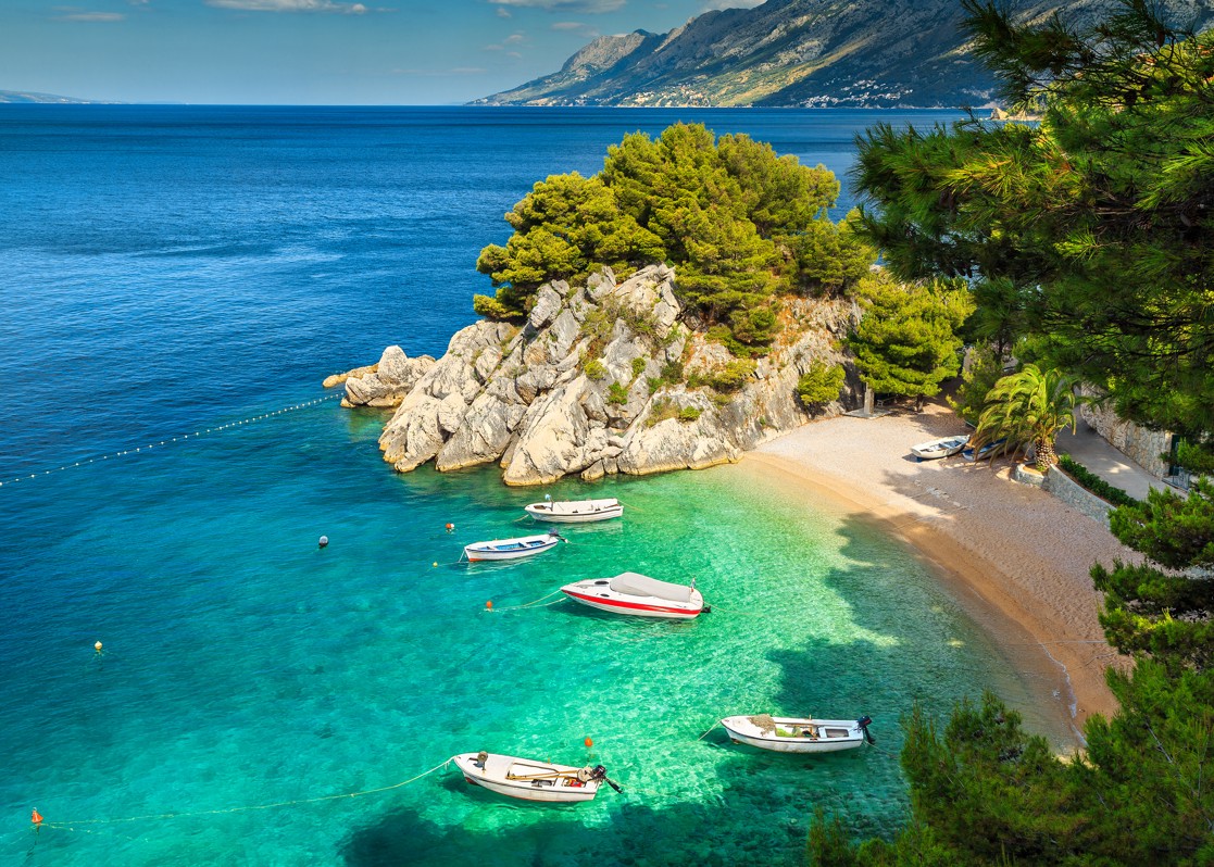 aminess-blog-best-beaches-in-dalmatia-punta-rata-brela