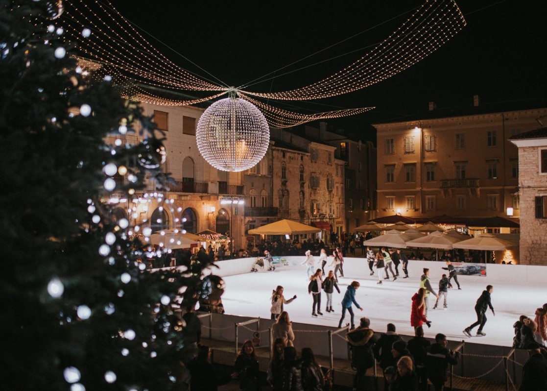 aminess-blog-best-christmas-markets-in-istria-pula
