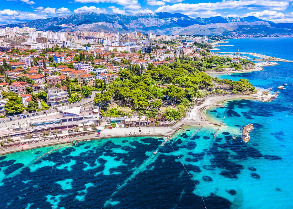aminess-blog-explore-dalmatian-coast-and-islands-split-beach