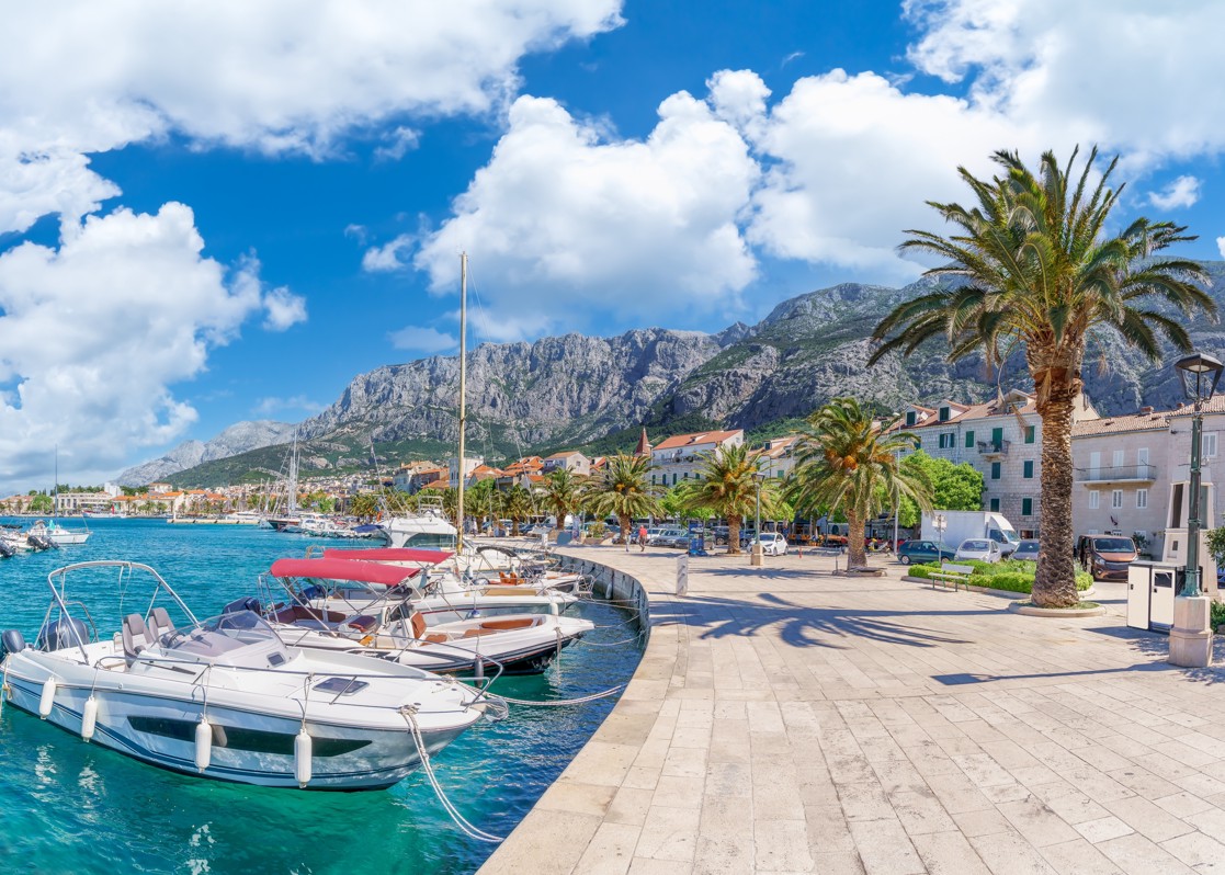 aminess-blog-romantic-spring-escape-makarska-beautiful-weather