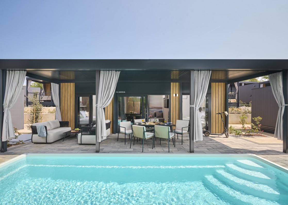 blog-aminess-exterior-luxury-glamping-villa-pool