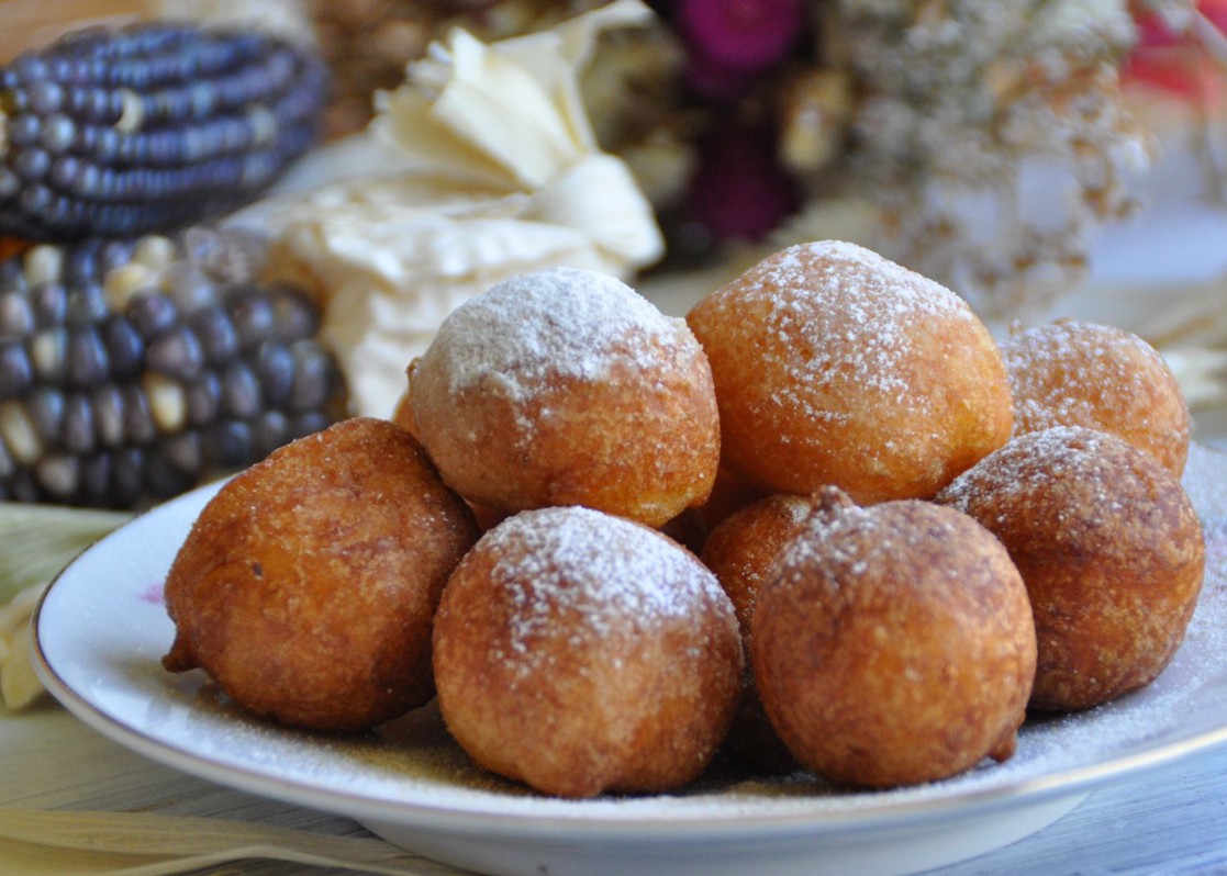 aminess-authentic-winter-dish-croatia-fritule