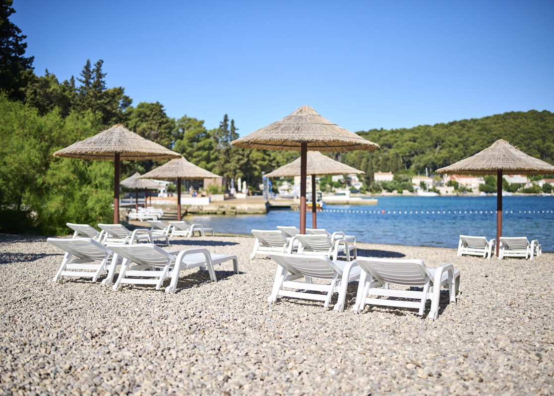 5-best-aminess-hotels-on-the-beach-port9-resort-beach-2