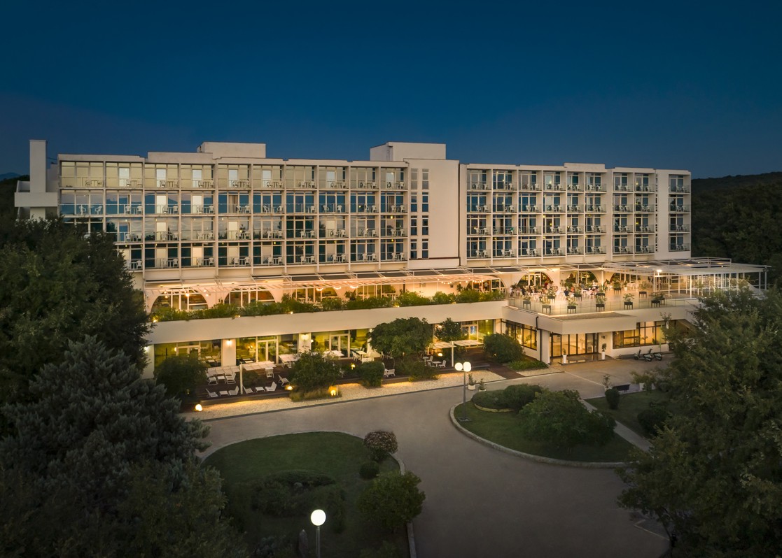 aminess-blog-best-beaches-krk-island-accomodation-magal