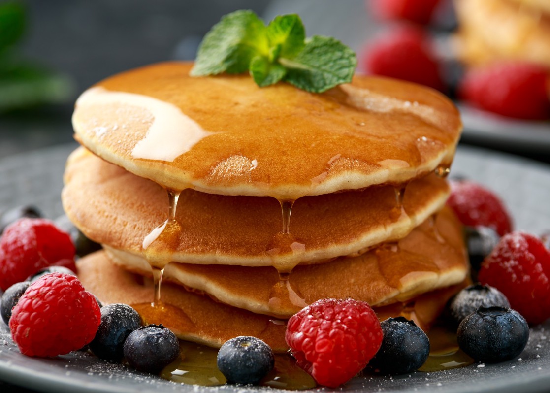 aminess-kadoor-restaurant-karlovac-pancakes-berries