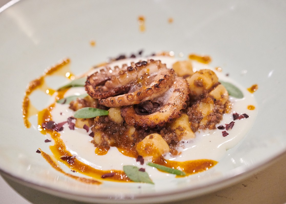 aminess-blog-six-to-do-in-krk-gourmet