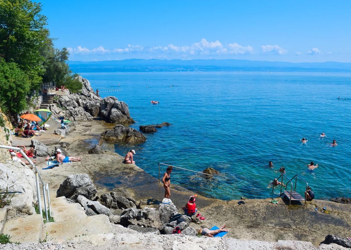 aminess-blog-best-beaches-in-kvarner-moscenicka-draga-opatija-croatia