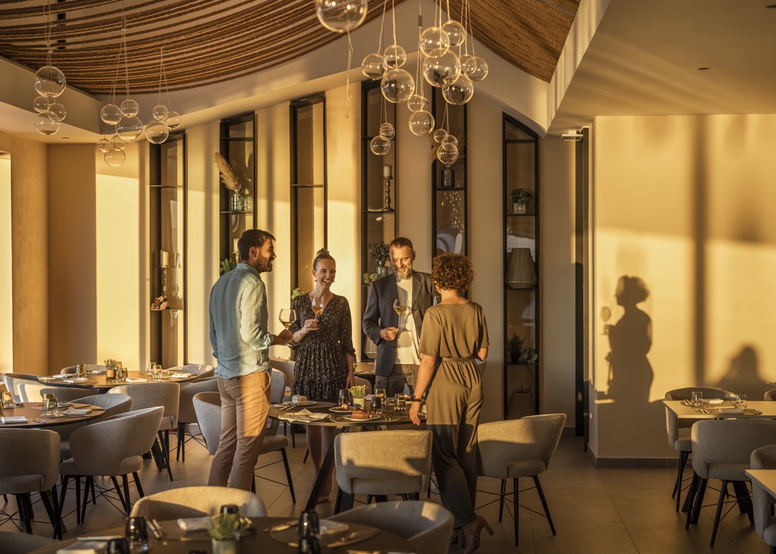 aminess-blog-is-croatia-a-good-wedding-destination-7seas-restaurant