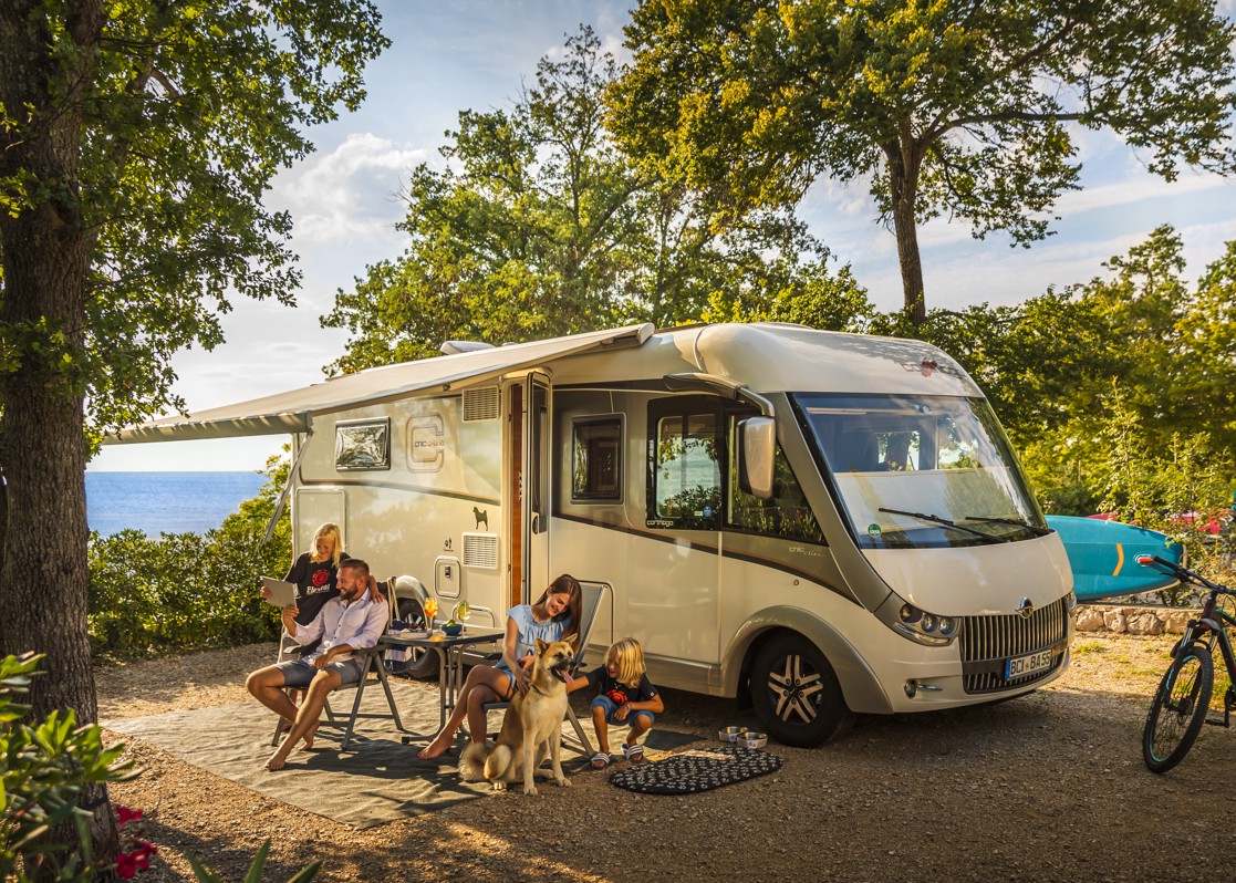 blog-aminess-camper-setup-family-camping