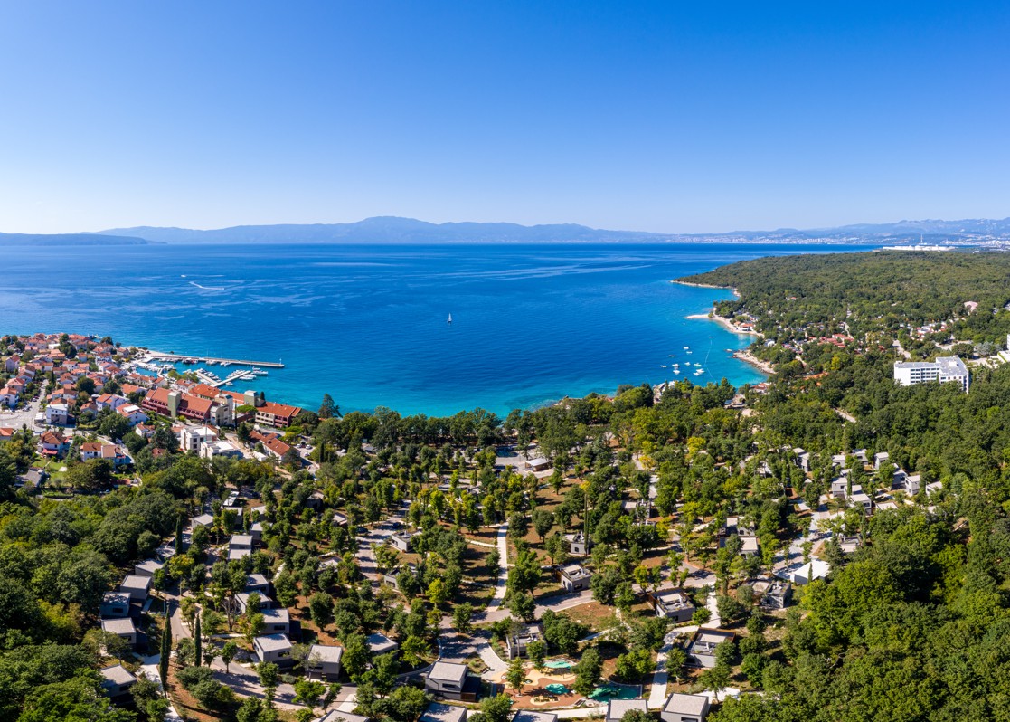 aminess-blog-krk-aerial-coastal-view