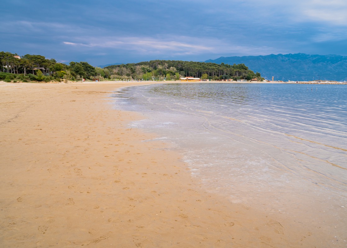 aminess-blog-best-beaches-in-kvarner-rajska-lopar-rab