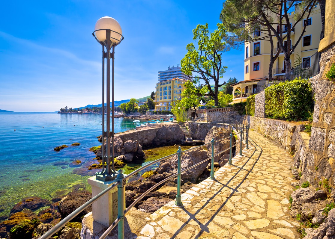 aminess-blog-discovering-the-rich-history-of-kvarner-landmarks-opatija-lungomare