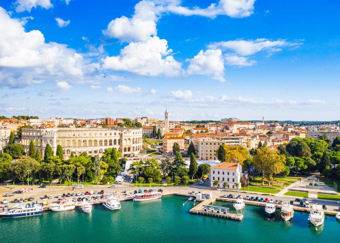 aminess-blog-best-things-to-do-in-istria-pula-from-sea