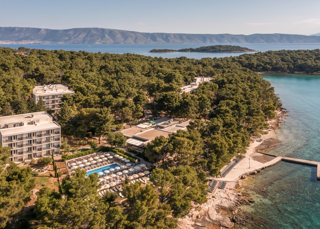 aminess-younique-senses-resort-coast-pool-island-view