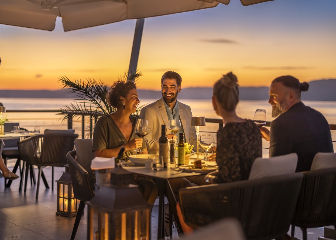 aminess-blog-dinner-at-terrace-njivice