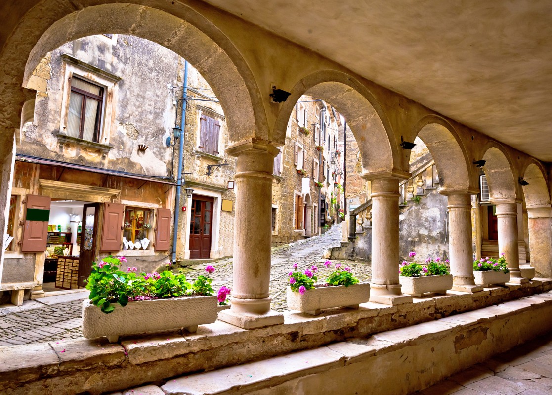 aminess-istra-destination-groznjan