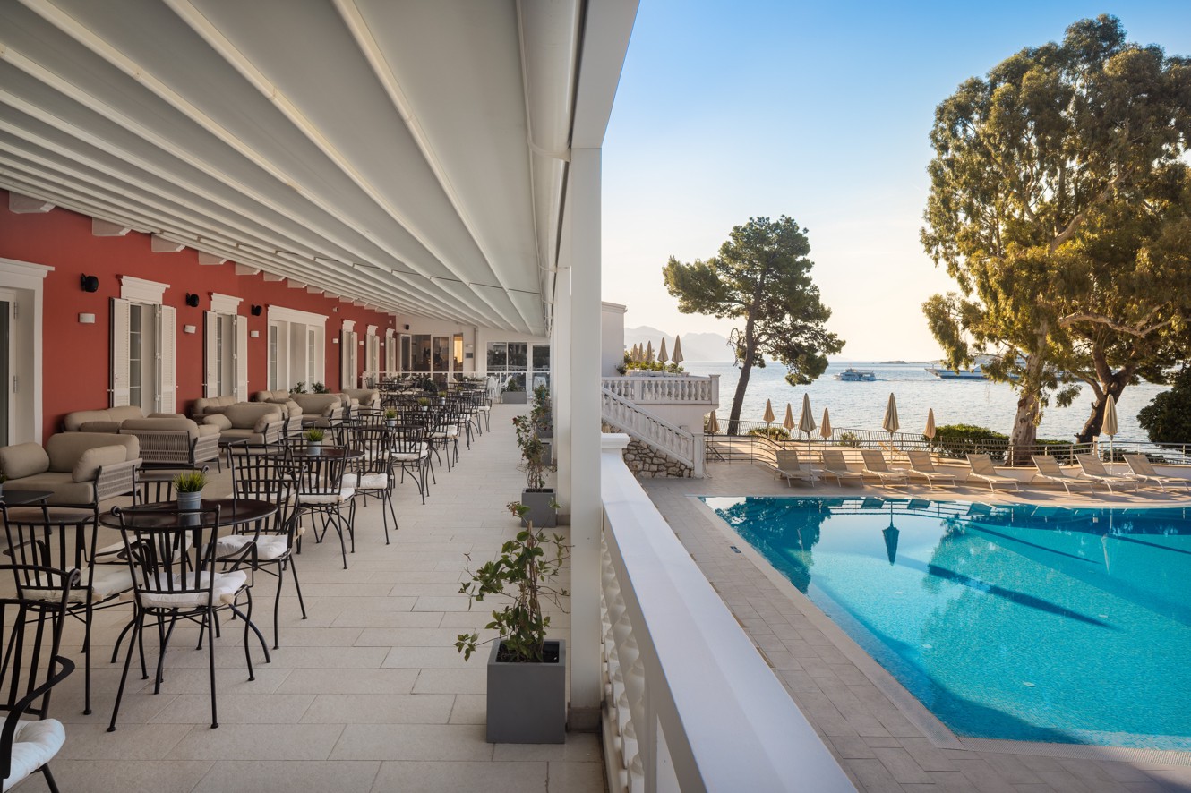 Bar Noir terrace at Younique Bellevue Hotel by Aminess beside the pool and sea.