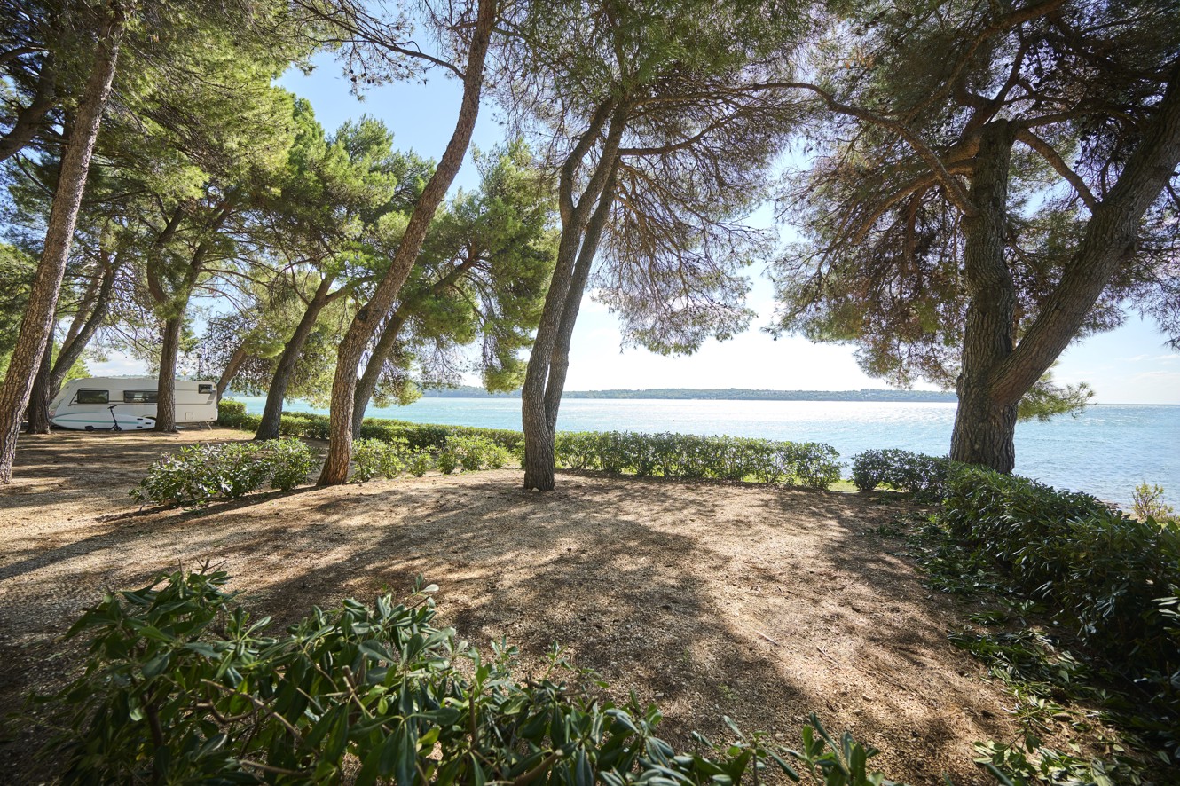 View of Pitch Sirena Mare and Superior Mare at Aminess Planet Camping Sirena Holiday Homes, surrounded by nature, a perfect spot for relaxation