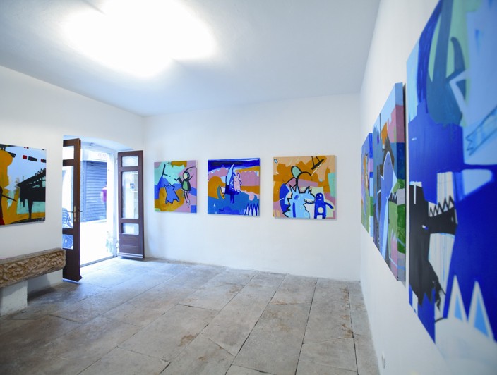 Wystawa sztuki współczesnej w Galerii Rigo w Novigradzie