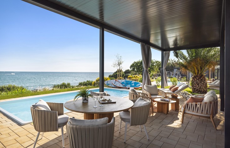 Luxury Sea View Holiday Home with private pool and sea view at Aminess Planet Camping Sirena Novigrad