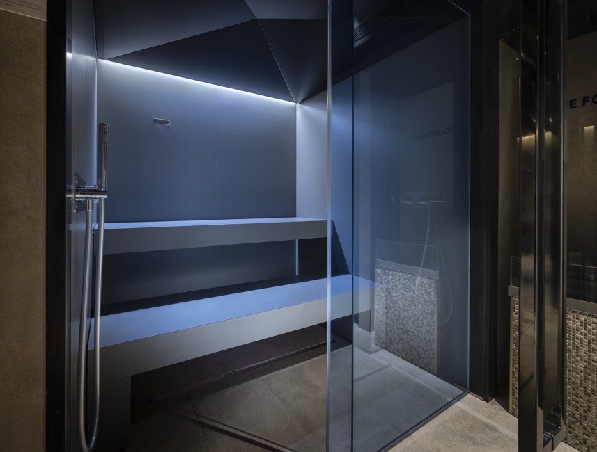 Elegant steam room at Aminess Younique Narrivi Hotel in Crikvenica for ultimate relaxation and rejuvenation.