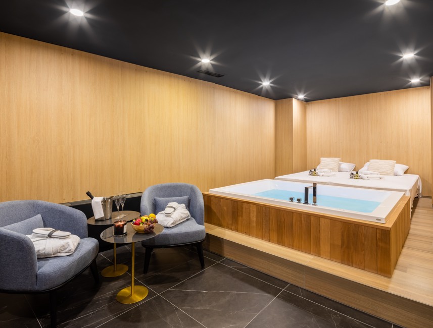 Luxurious spa room with private whirpool at Aminess Laurel Khalani hotel in Makarska, featuring modern wellness facilities.