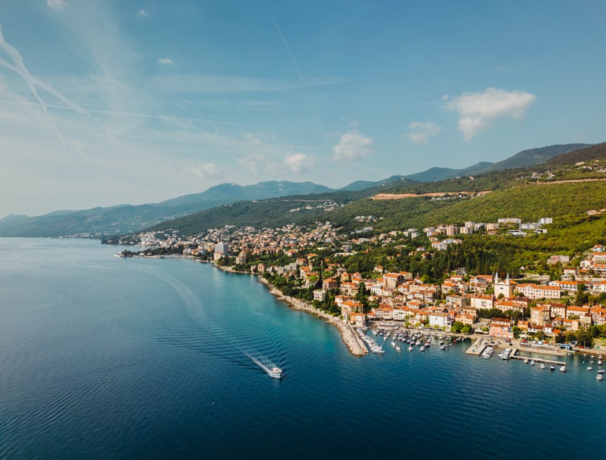 Panoramic aerial view of Opatija Riviera - Foto by: Filmash Studio