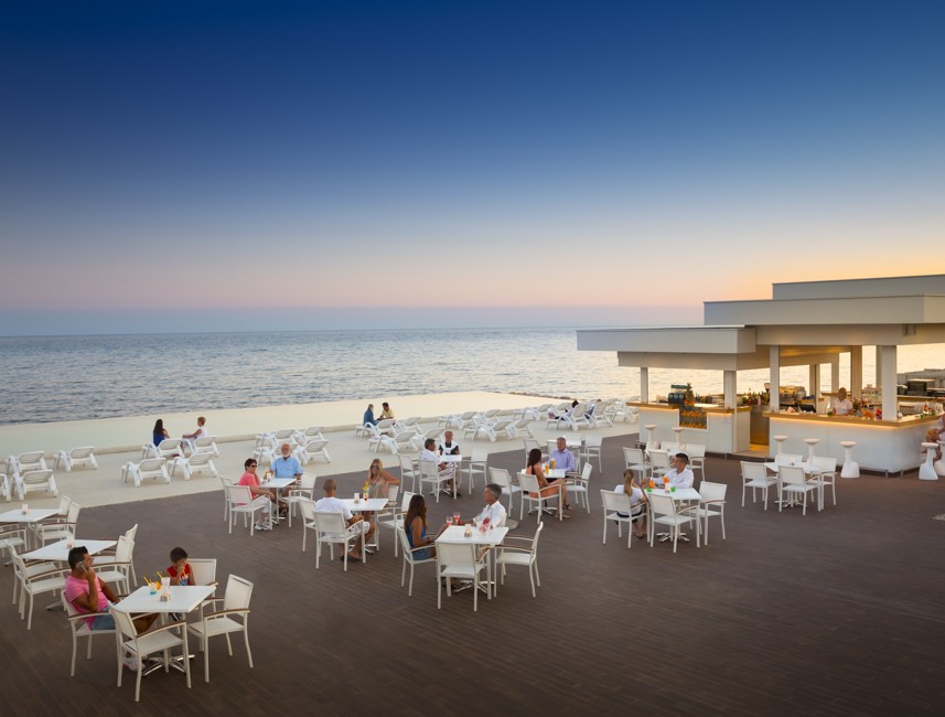 Punto Mare Sonnenuntergang im Aminess Planet Camping Sirena, Novigrad, Kroatien