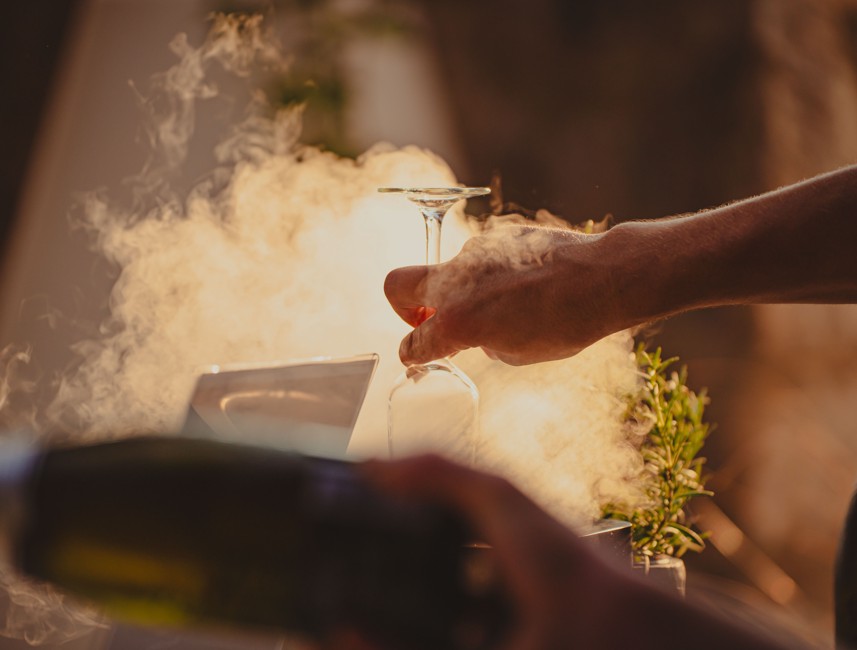 Spectacular wine presentation during Aminess Wine & Gourmet Nights at 7 Seas restaurant, a unique gourmet experience