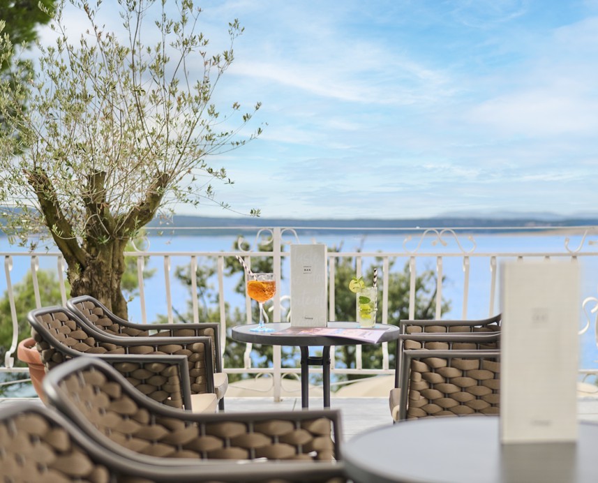 Lobby of a hotel under the Aminess Maradiso Brand