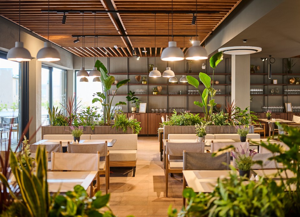 Interieur van het Loop restaurant in Aminess Style Camping Avalona resort.