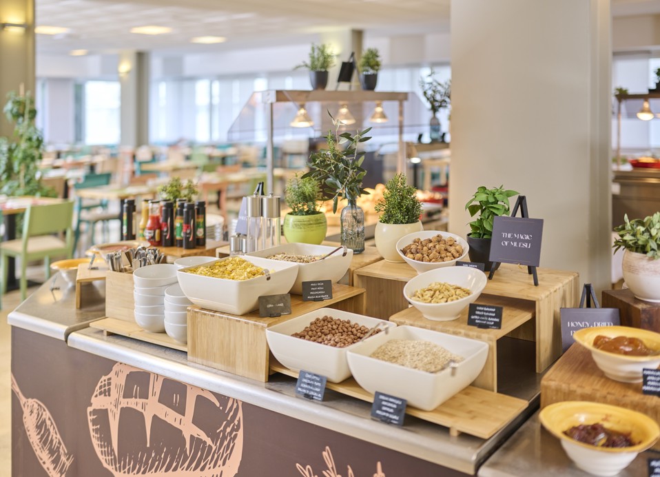 Buffet with cereals and fruit spreads for breakfast in Restaurant Bellaria.