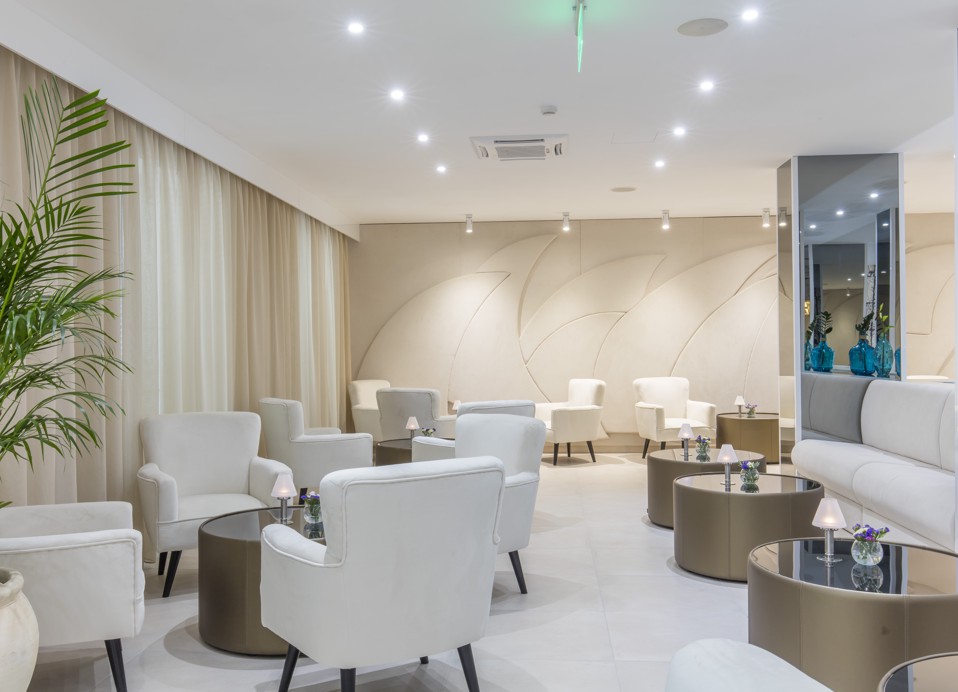 The elegant interior design of the at Aminess Younique Bellevue Hotel bar.