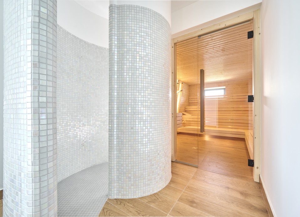 Spacious spa zone with wooden interiors at Aminess Style Camping Atea Resort, offering a serene retreat for guests.