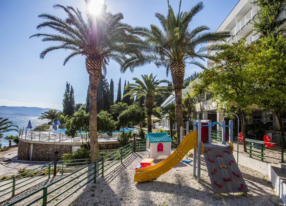 Spielplatz für Kinder im Maradiso Orsan by Aminess Hotel.