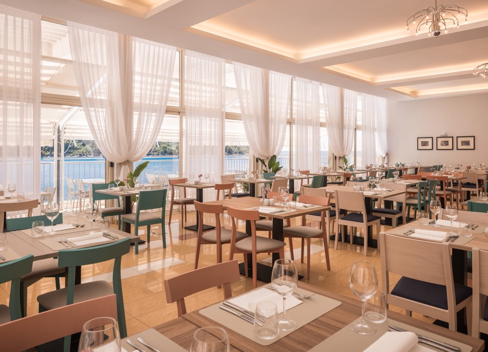 Elegantes Interieur des Restaurants Unico im Aminess Lume Hotel